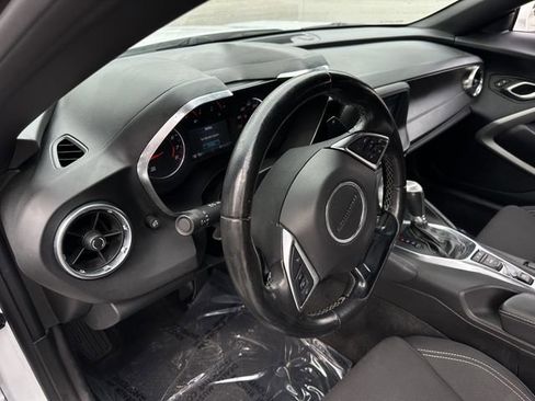 Used 2018 Chevrolet Camaro LT image 14