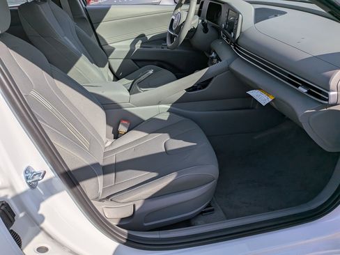 New 2026 Hyundai Elantra Sport FWD image 23