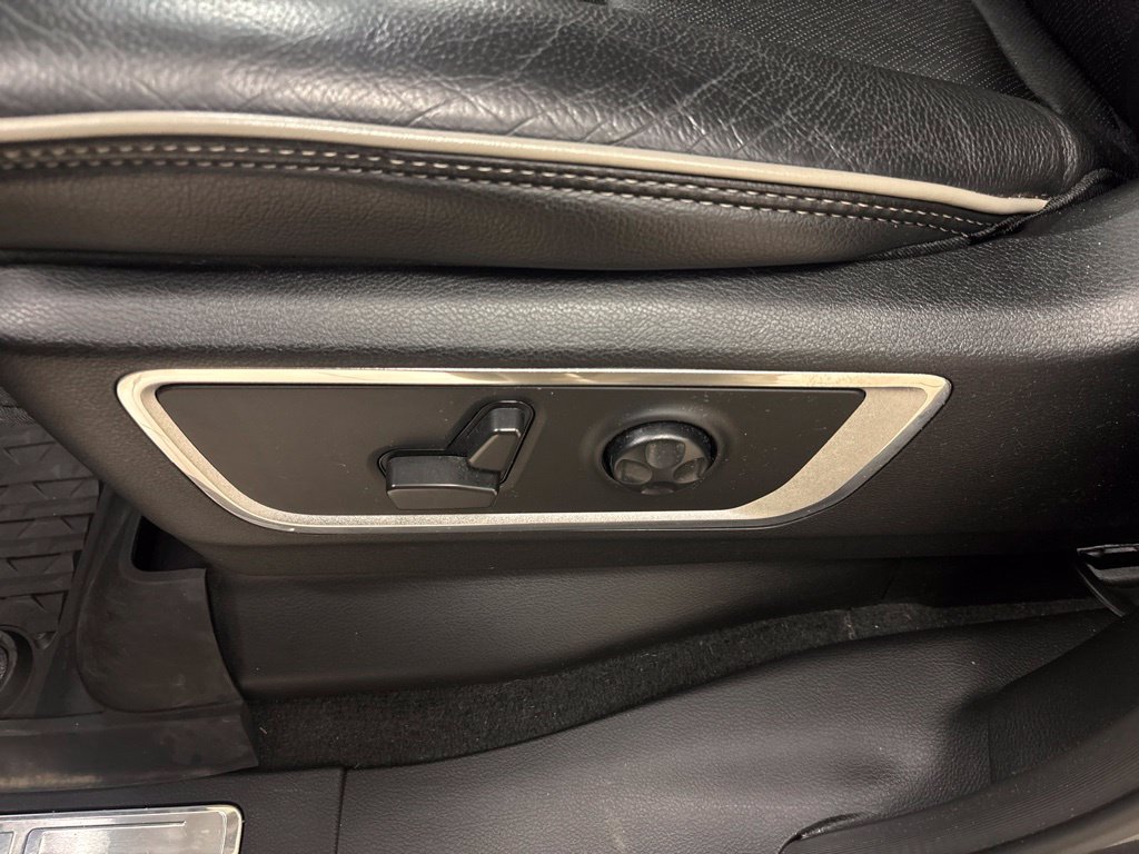 Used 2021 RAM 1500 Laramie AWD/4WD image 30
