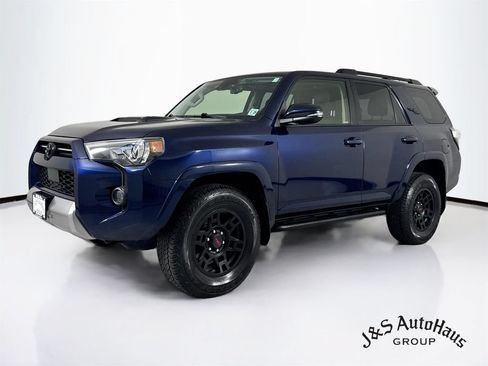 Used 2024 Toyota 4Runner TRD Off-Road Premium w/ Moonroof Package AWD/4WD image 3