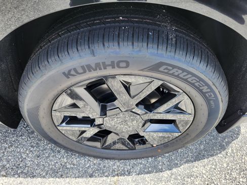 New 2026 Kia EV9 Land w/ Nightfall Edition Package image 11