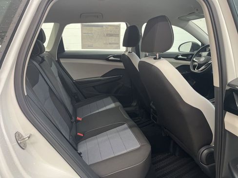 New 2026 Volkswagen Taos S AWD/4WD image 33