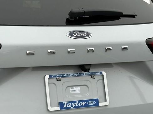 New 2026 Ford Escape ST-Line Select w/ Tech Pack #1 image 8
