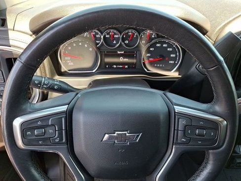 Used 2022 Chevrolet Silverado 1500 RST AWD/4WD image 17
