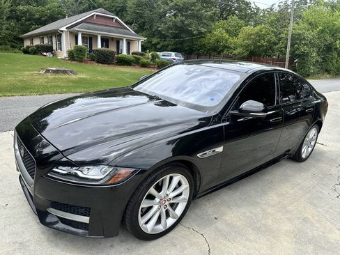 Used 2016 Jaguar XF R-Sport image 2