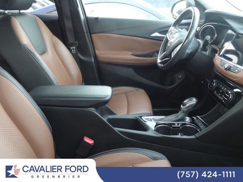 Used 2020 Buick Encore GX Essence FWD image 9