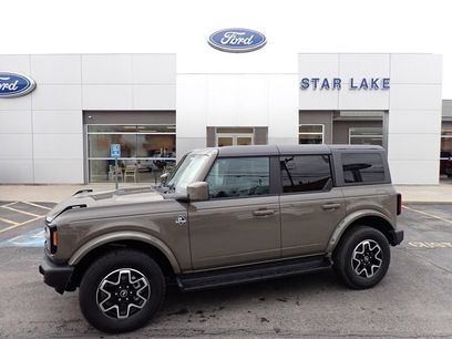 Certified 2025 Ford Bronco Outer Banks