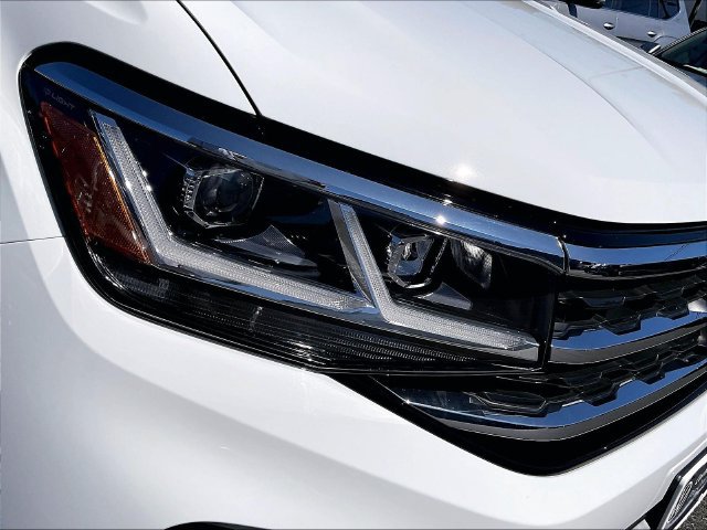 Certified 2023 Volkswagen Atlas SE AWD/4WD image 12