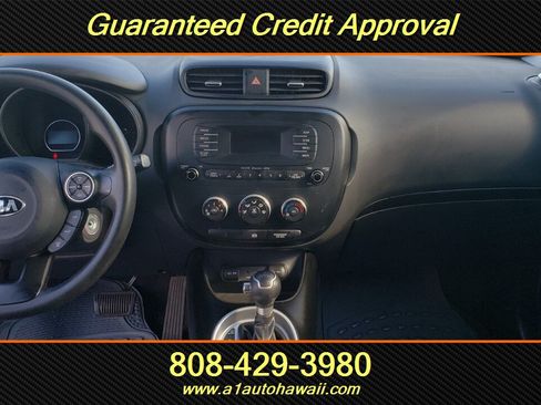 Used 2015 Kia Soul FWD image 9