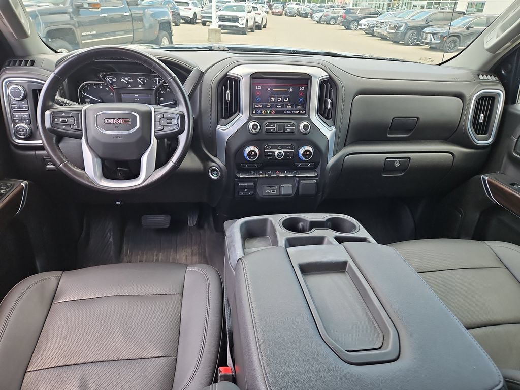 Used 2022 GMC Sierra 1500 SLT AWD/4WD image 9