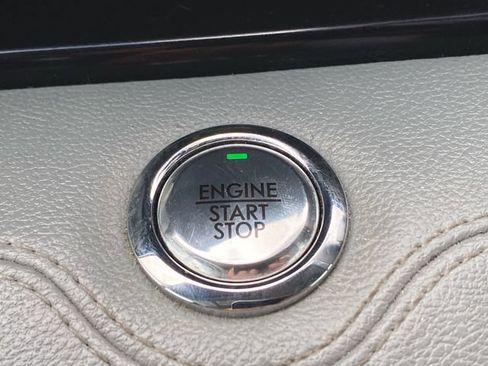 Used 2019 Lincoln Navigator L Reserve w/ Cargo Package AWD/4WD image 10