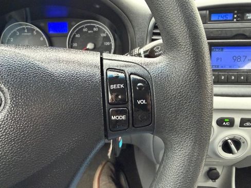 Used 2010 Hyundai Accent GLS w/ Premium Pkg 4 image 14