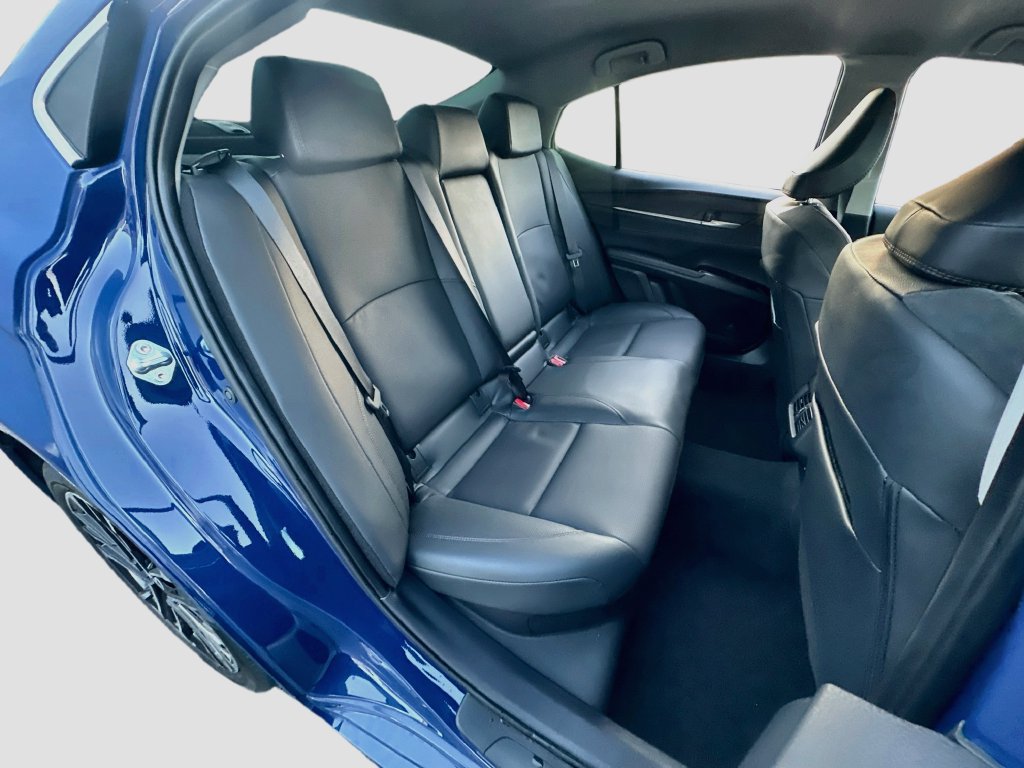 Used 2025 Toyota Camry XLE FWD image 26