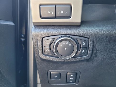 Used 2021 Ford F250 Lariat image 21