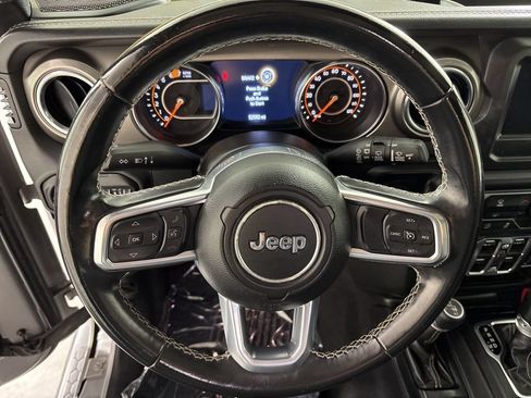 Used 2021 Jeep Wrangler Unlimited Sahara AWD/4WD image 22
