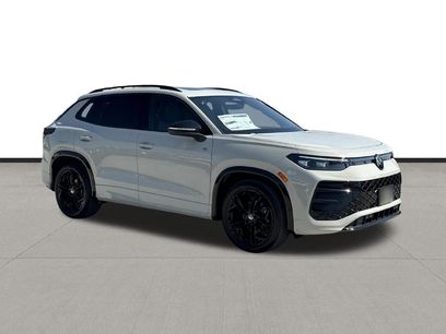 New 2026 Volkswagen Tiguan SE R-Line