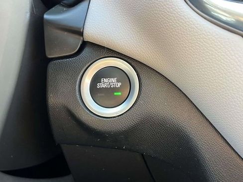 Certified 2023 Chevrolet Equinox LS w/ LS Convenience Package FWD image 30