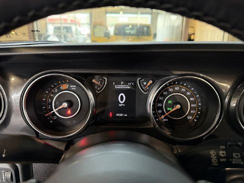 Used 2021 Jeep Wrangler Unlimited Sport AWD/4WD image 17
