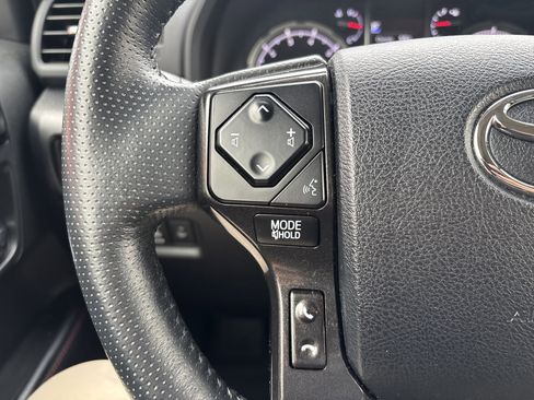 Certified 2023 Toyota 4Runner TRD Off-Road Premium w/ Off Road Premium Plus Package AWD/4WD image 19