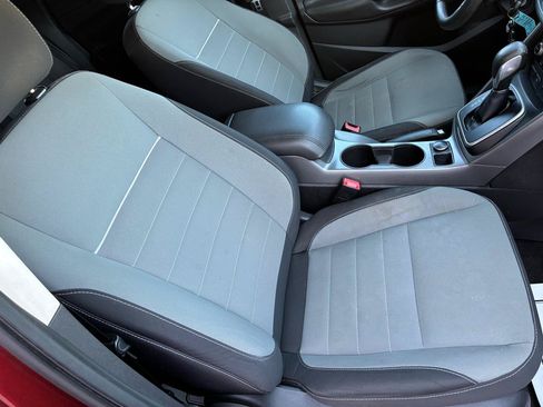 Used 2014 Ford Escape SE w/ Equipment Group 201A AWD/4WD image 11