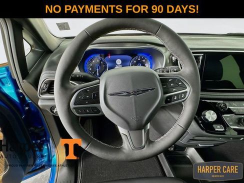 New 2026 Chrysler Pacifica Select image 14