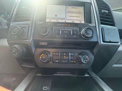 Used 2018 Ford F150 XLT w/ Equipment Group 302A Luxury AWD/4WD image 14