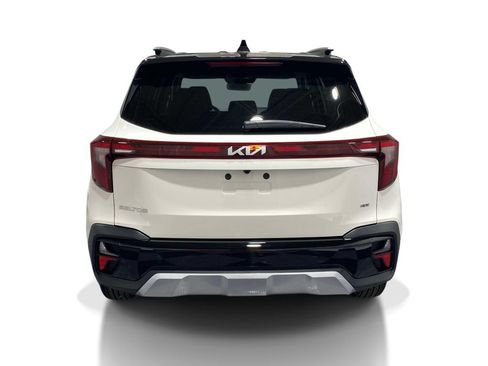 New 2026 Kia Seltos S AWD/4WD image 3