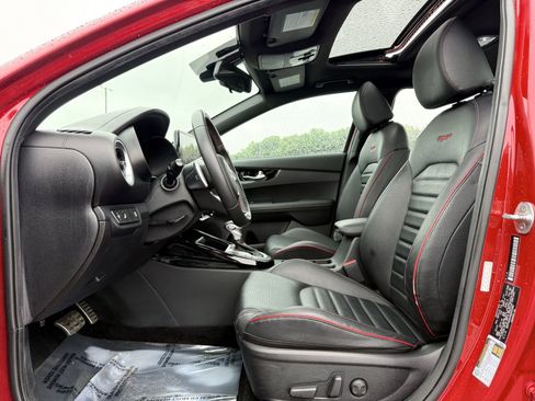 Used 2022 Kia Forte GT w/ GT2 Package FWD image 19