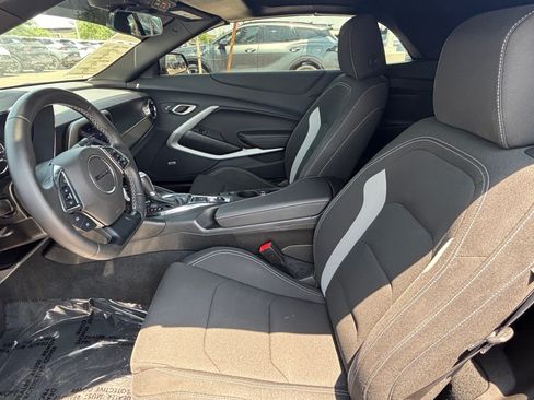 Used 2023 Chevrolet Camaro LT w/ Technology Package RWD image 20