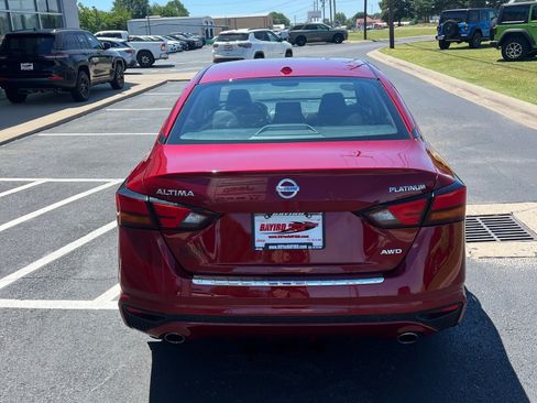 Used 2021 Nissan Altima 2.5 Platinum AWD/4WD image 10