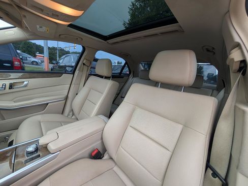 Used 2014 Mercedes-Benz E 350 Sedan image 20