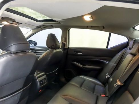 Used 2021 Nissan Altima 2.5 Platinum image 12