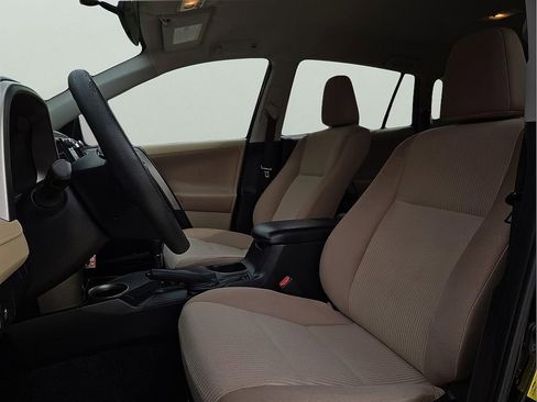 Used 2013 Toyota RAV4 LE image 13