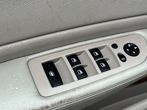 Used 2009 BMW 128i Convertible image 12