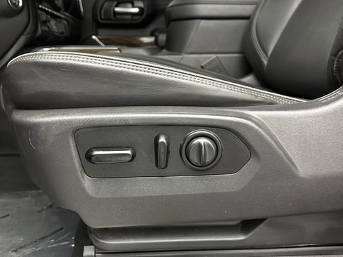 Used 2021 Chevrolet Silverado 3500 High Country image 13