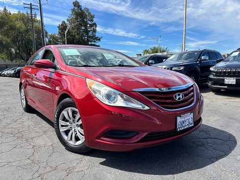 Used 2011 Hyundai Sonata GLS FWD image 1