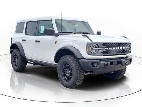New 2026 Ford Bronco Badlands AWD/4WD image 3