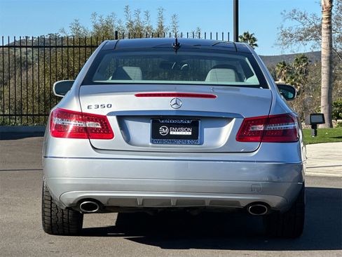 Used 2010 Mercedes-Benz E 350 E 350 image 4