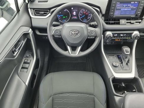 Used 2022 Toyota RAV4 SE AWD/4WD image 17