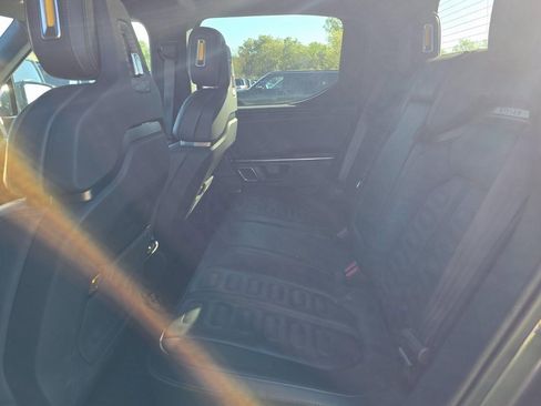 Used 2022 Rivian R1T Adventure image 13