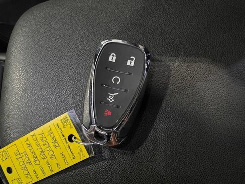 Used 2021 Chevrolet Equinox LT FWD image 10