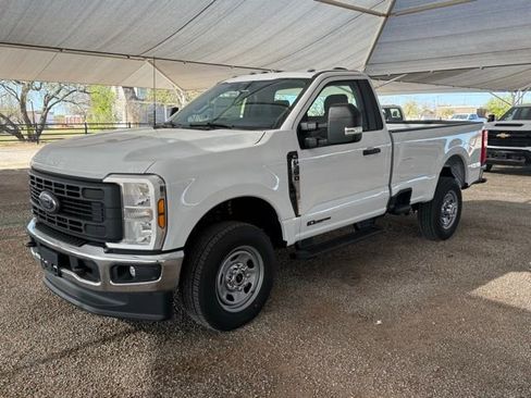 New 2026 Ford F350 XL w/ XL Chrome Package image 3
