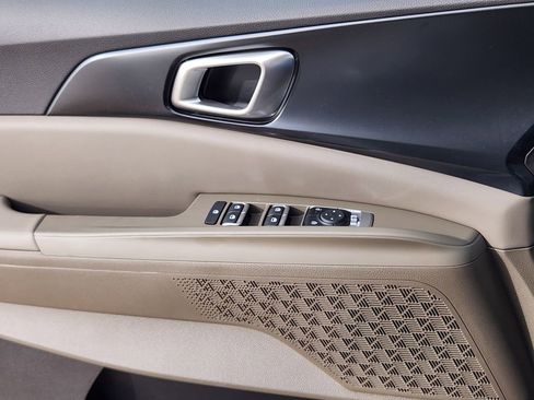 New 2026 Kia Carnival LXS image 6