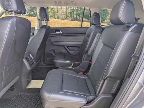 Used 2022 Volkswagen Atlas SE image 14