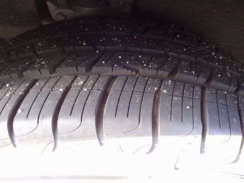 Used 2023 Ford Edge SEL image 19