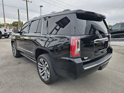 Used 2018 GMC Yukon Denali w/ Denali Ultimate Package image 3