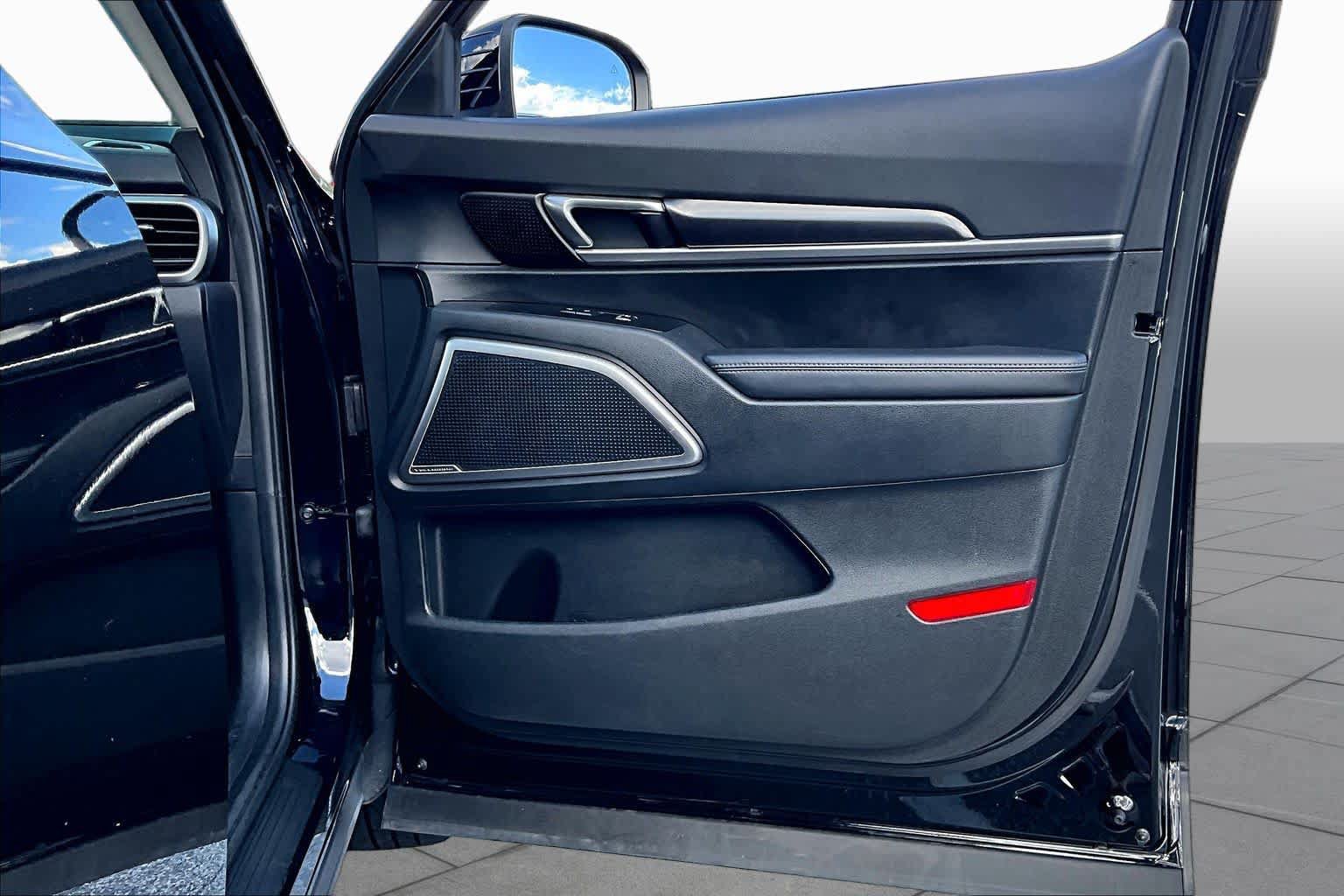 Used 2024 Kia Telluride S w/ S Sunroof Package FWD image 23