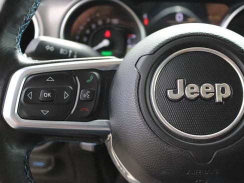 Used 2023 Jeep Wrangler Unlimited Rubicon 4xe w/ Cold Weather Group AWD/4WD image 18