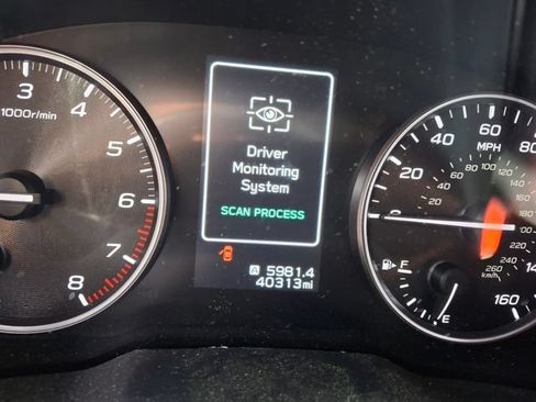 Used 2023 Subaru Outback Touring w/ Tech Package 2 AWD/4WD image 3