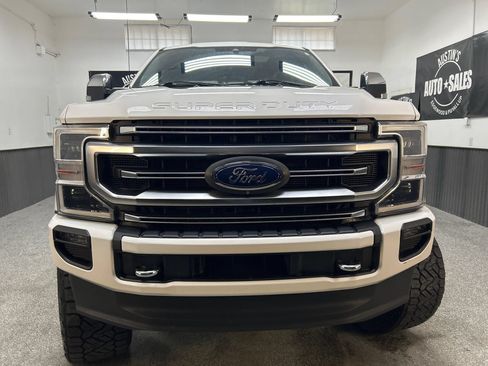Used 2021 Ford F350 Platinum AWD/4WD image 2